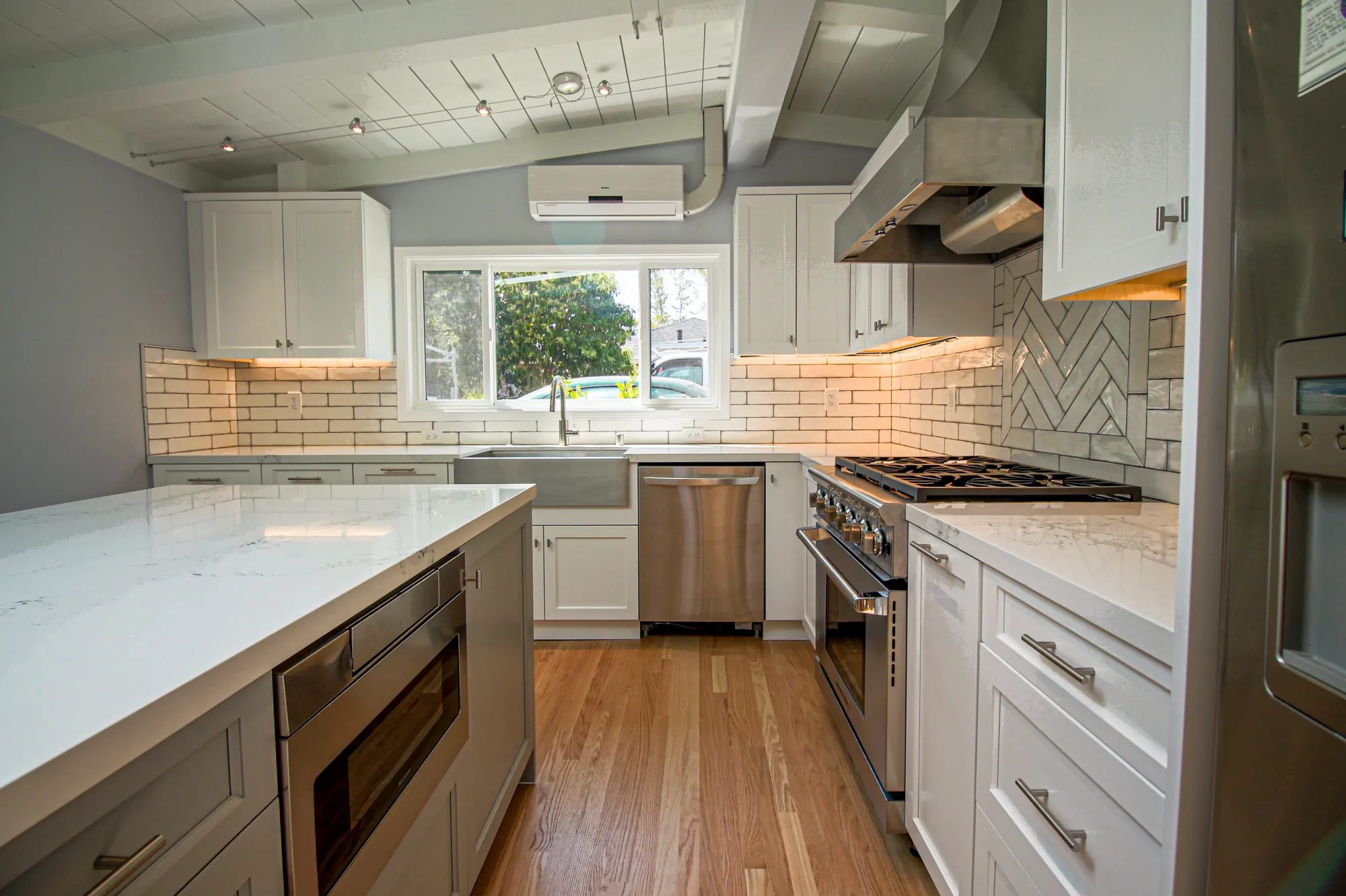 Subway-tile kitchen