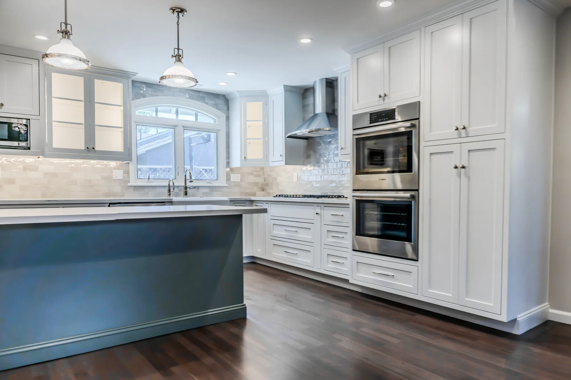 Wall ovens & custom hood